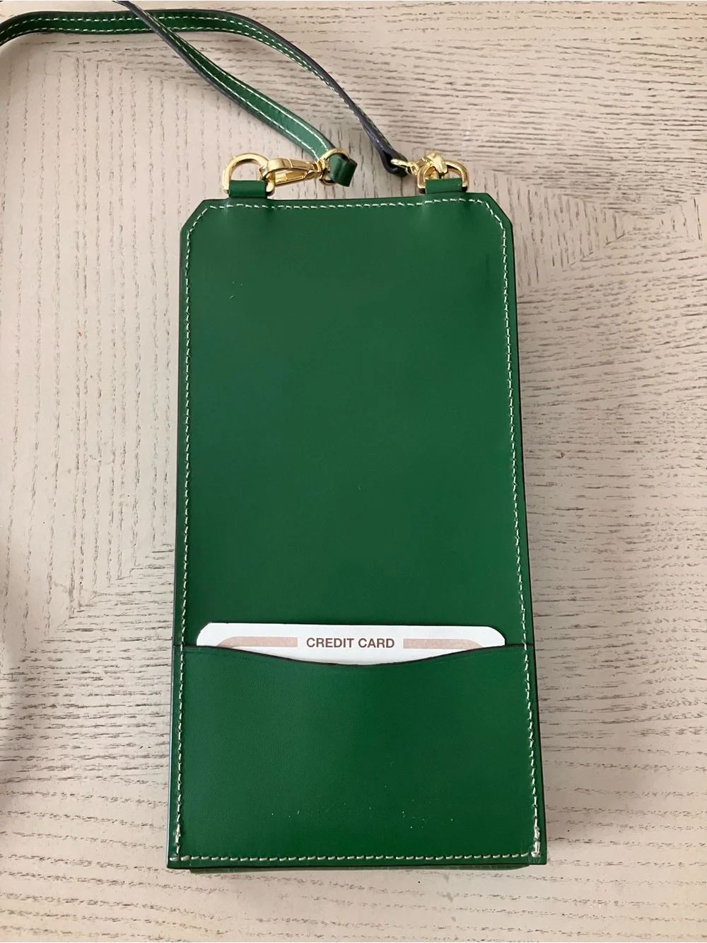 Sid Mashburn Green Leather Crossbody Phone Bag | Modern - Quiet Luxury